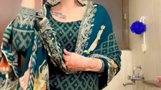 Jasneet Kaur Full Nude on Snapchat Live Show