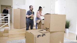 Boxed And Banged Jennifer White - HornyHostel