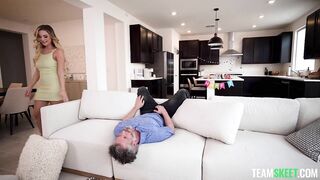 Blake Blossom – Her Boss’ Cum Was Sweeter Than Cake - MyBabySittersClub