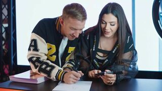 Valentina Nappi – Valentina Takes Over Berlin - BrazzersExxtra