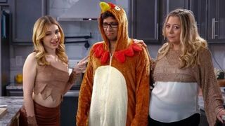 Demi Hawks – Making Stepbro Smile On Thanksgiving - BrattySis