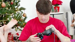 Lana Smalls, Mia River – My Stepbros Dick Ruined Christmas - BrattySis