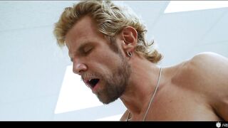 Little Puck - Becoming Superhuman - Freeze