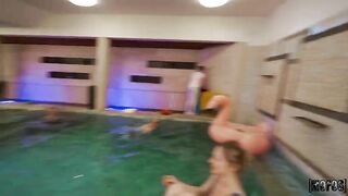 Candee Licious, Nata Gold – Sneaky Pool Threesome Mofos